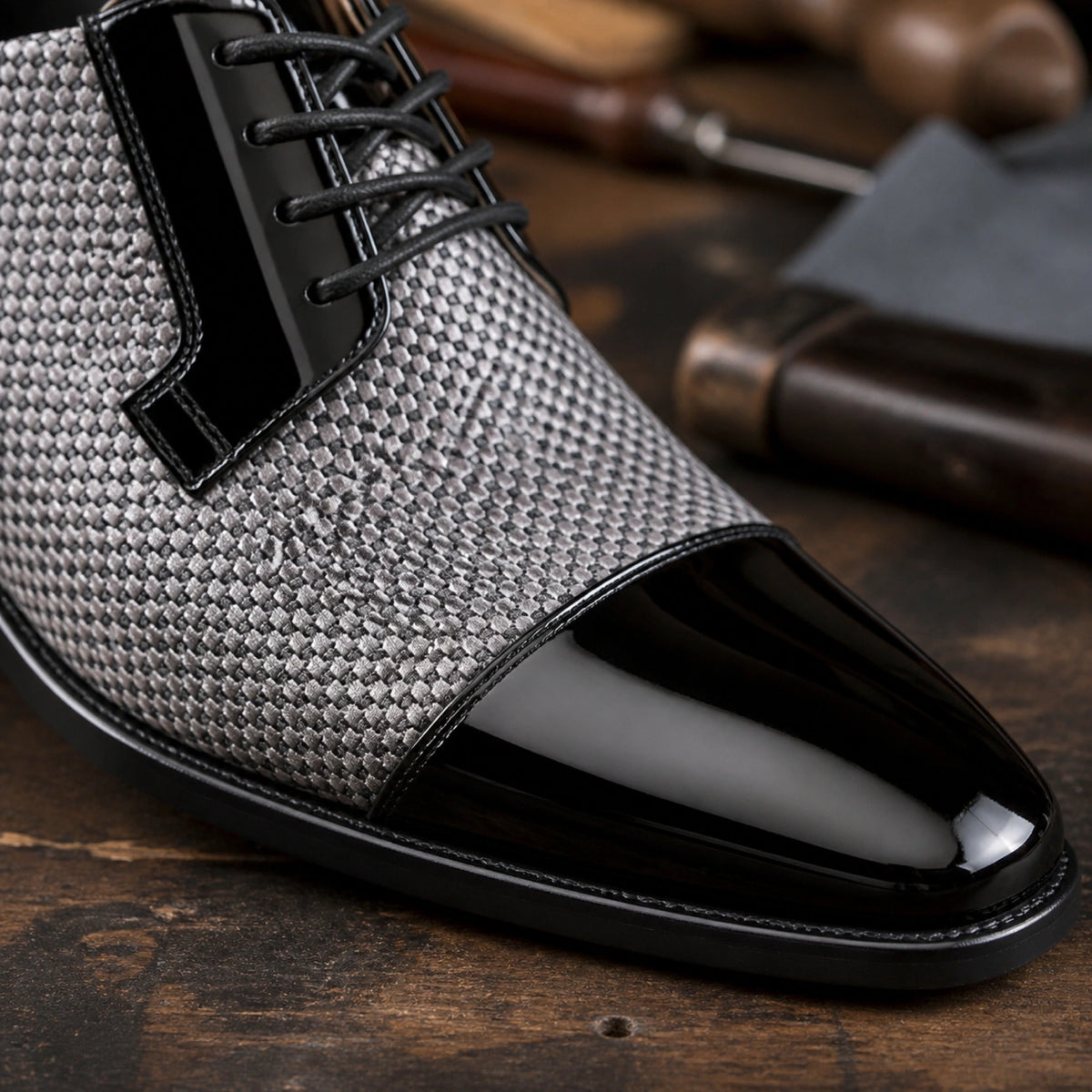 oxford shoes — Gray textured Oxford shoe patent cap toe detail — view 6